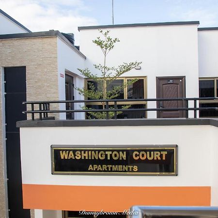 Washington Court Furnished Apartments Kwashieman Esterno foto