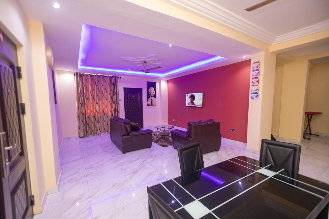 Washington Court Furnished Apartments Kwashieman Esterno foto