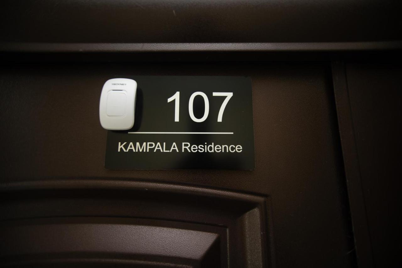 Washington Court Furnished Apartments Kwashieman Esterno foto